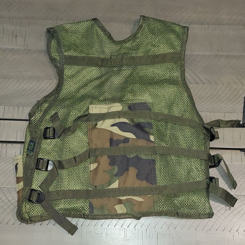 Tactical Green Camo Adjustable Army SWAT Hunting Airsoft Paintball Combat Vest - Picture 4 of 6